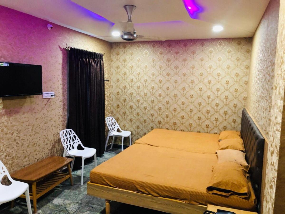 Dharmapuri C M Hotel מראה חיצוני תמונה