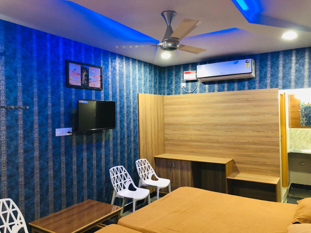 Dharmapuri C M Hotel מראה חיצוני תמונה