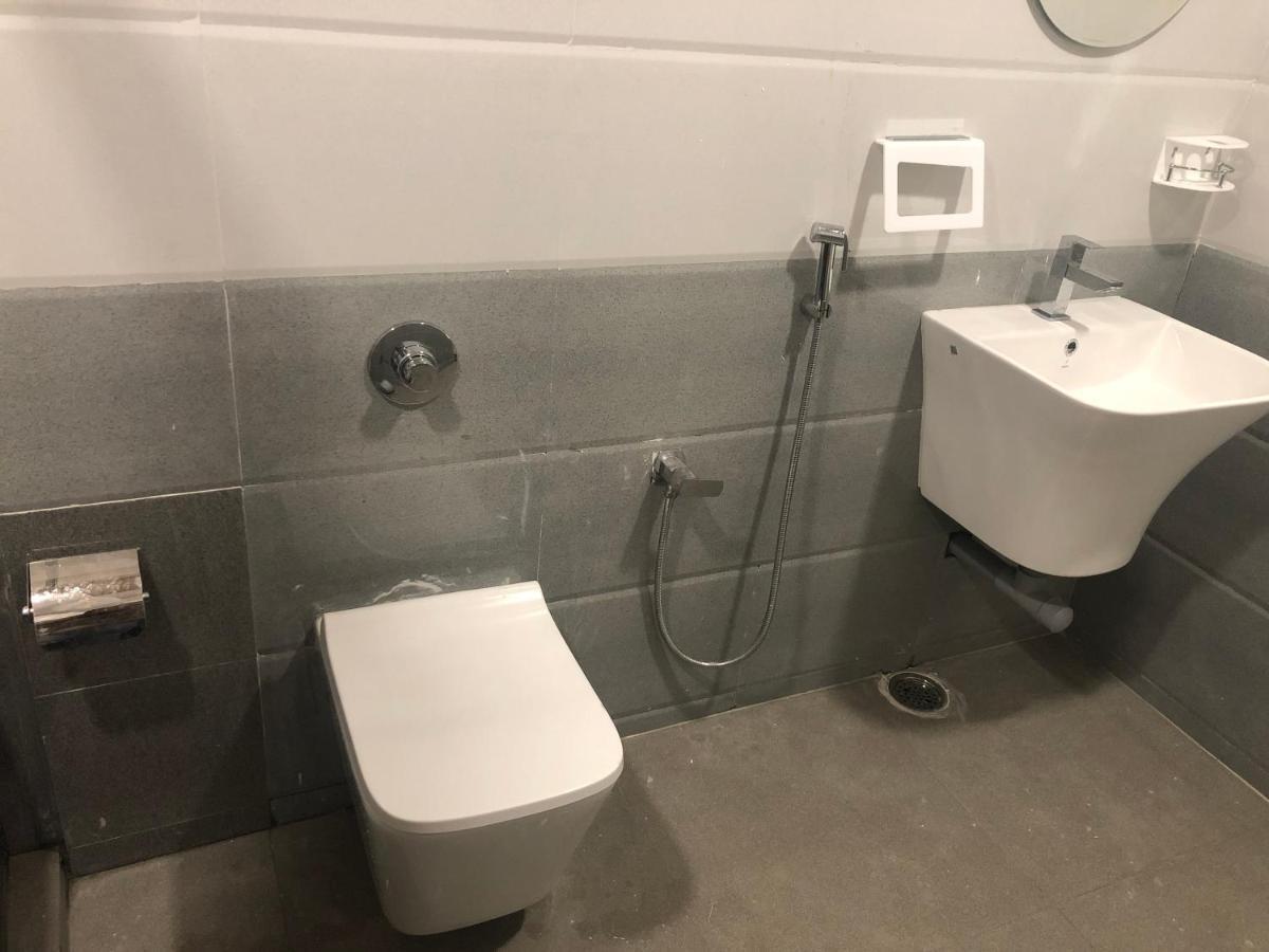 Dharmapuri C M Hotel מראה חיצוני תמונה